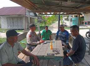 Polsek Batang Tuaka Gelar Silaturahmi dengan Warga Desa Sungai Rawa dalam Rangka Cooling System Jelang Pilkada 2024