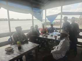 Polsek Tanah Merah Ajak Tokoh Agama Dukung Pilkada Damai dan Jaga Kamtibmas