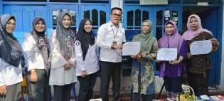 DKP Pekanbaru Kucurkan Bantuan Peralatan untuk Tingkatkan Kreativitas Kampung Pangan Padang Bulan