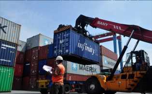 Ekspor Riau Tembus US$6,51 Miliar, Naik 20 Persen di Awal 2025