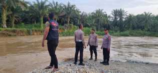 Bocah Tenggelam di Sungai Ngaso Rohul, Basarnas Pekanbaru Kerahkan Tim SAR