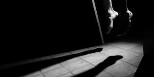 Diduga Karena Dimarahi Istri Gara-Gara Judi Online, Suami Tewas Gantung Diri