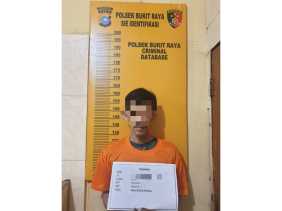 Coba Lawan Warga Pakai Pisau Dapur, Maling Babak Belur Dimassa