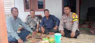 Bripka Heru Sambangi Warga Kelurahan Khairiah dan Sosialisasikan Pemilu Damai 2024