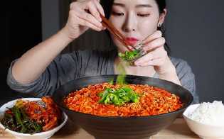 Apakah Tidak Ada Masalah Usai Makan Langsung BAB ?