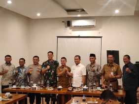 Bahas Stabilitas Politik Pilkada 2024, Pj Walikota Pekanbaru Gelar Audiensi dengan Bapaslon AMAn