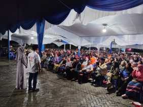 Ribuan Warga Sidomulyo Antusias Hadiri Kampanye Pasangan AMAn Meski Diguyur Hujan