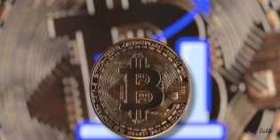 Harga Bitcoin Menguat Hampir 2 Persen