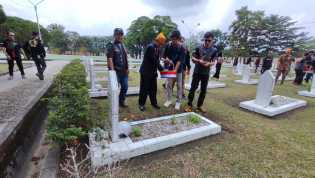 Peringati Kemerdekaan ke-78 RI, Puluhan Bikers Honda Kenang Perjuangan Bersama Veteran