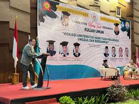 Ketua PWI Riau Raja Isyam Paparkan Tantangan Jurnalis di Tengah Digitalisasi