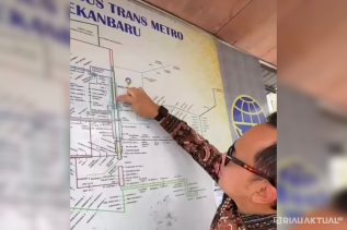 Saat Kunker ke Riau, Wamendagri Bima Arya Gunakan TMP Menuju Kantor Gubernur