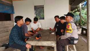 Aiptu Mahmud Ajak Pemilih Pemula di Inhil Sukseskan Pemilu Damai 2024