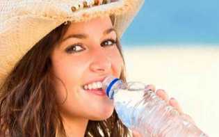 Ini Tips Minum Air Putih ala Dokter agar Tak Lemas saat Berpuasa