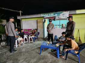 Polsek Bangko Pusako Patroli Blue Light Antisipasi Kemacetan dan Kriminalitas di Libur Waisak