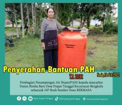 Melalui Program Bermasa, Pemdes Prapat Tunggal Salurkan PAH Kepada Warga