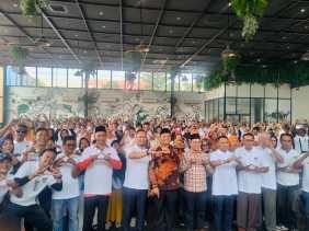 Relawan Dunsanak Deklarasikan Dukungan untuk Agung Nugroho-Markarius Anwar di Pilkada 2024