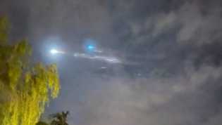 Roket China Jatuh di Dekat Kalimantan, AS Murka