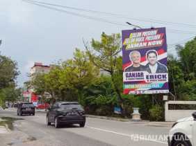 Baliho Ganjar-Erick Mulai Bermunculan di Pekanbaru