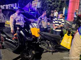 Satlantas Polresta Pekanbaru Amankan 34 Sepeda Motor dalam Kegiatan Patroli Blue Light