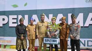 Demi Lingkungan, Irjen Herry dan AKBP Fahrian Tanam Pohon di Danau Raja