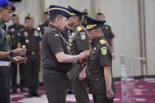 Lantik SesJAM-Bin dan Kajati Jateng, Jaksa Agung: Jangan Salahgunakan Jabatan!