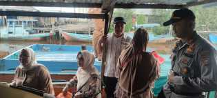 Kapolsek Mandah Patroli dan Cooling System Pemilu 2024 di Desa Bentayan