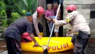 Ribuan Rumah Terendam Banjir, Wabup Siak Minta Masyarakat Agar Tetap Bersabar
