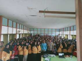 Polsek Gaung Lakukan Sosialisasi Anti-Bullying di SMP Negeri 3 Gaung