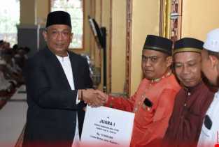 Bupati Anton Laksanakan Salat Idulfitri 1446 H Bersama Ribuan Jamaah di Islamic Center