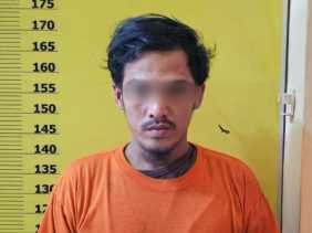 Curi Ponsel Mahasiswa KKN di Rohil, Polsek Rimba Melintang Tangkap Pelaku saat Tidur di Warung