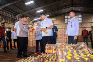 Pastikan Stok Pangan Aman Saat Nataru, Pemko Pekanbaru Koordinasi ke Bulog