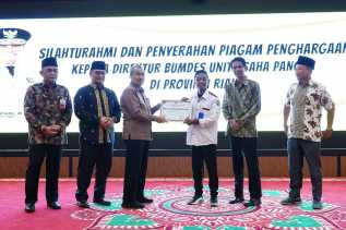 Gubernur Syamsuar di Daulat Pembina BUMDes Riau