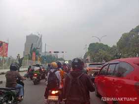 Mendung Sejak Pagi, Waspada Riau Hari Ini Berpotensi Diguyur Hujan Deras