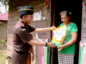 Kejari Bengkalis Jelajahi Suku Akit