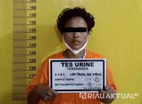 Tawarkan ke Polisi, Pengedar Ditangkap Kantongi 12 Paket Sabu