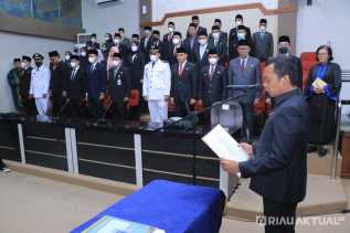 Lantik 40 Pejabat, Pj Walikota Pekanbaru: Kita Tidak Ingin Men-Nonjobkan Orang   