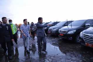 Mobil Dinas Jabatan Pemko Pekanbaru Belum Dibagikan