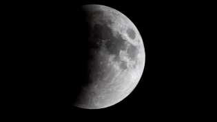 Jika Cuaca Bersahabat, Gerhana Bulan Penumbra Bisa Disaksikan Malam Ini