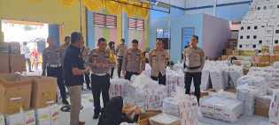 Kapolres Dumai dan Wadir Lantas Cek Gudang Logistik Pemilu
