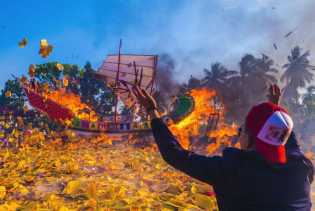 Jumlah Wisatawan Diprediksi Meningkat Pada Festival Bakar Tongkang Tahun Ini