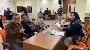 Detik Terakhir Pendaftaran, KPU Riau Terima Dokumen Perbaikan dari 29 Bacalon DPD dan 18 Parpol