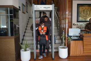 Mantan Direktur PT SMIP Ditahan Atas Dugaan Korupsi Importasi Gula