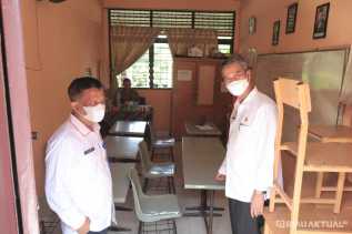 Penarikan Kursi Oleh Vendor, Plt Kadisdik Riau Tinjau SLB Sri Mujinab