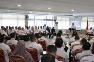 Kumpulkan Seluruh Camat Lurah, Wako Agung Bahas Sejumlah Persoalan di Masyarakat