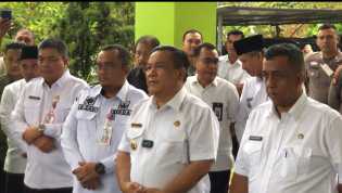 PJ Gubernur Riau Serahkan 263 SK Pengangkatan Guru PPPK