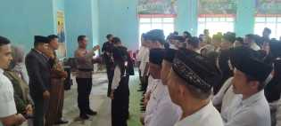 Hadiri Pelantikan dan Pembekalan Pengawas TPS, Ini Pesan Kapolsek Gaung untuk Pemilu 2024