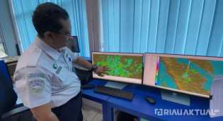 Cuaca Riau 15 Juli 2025: Didominasi Cerah Berawan, Hujan Ringan Guyur Beberapa Wilayah Malam Hari