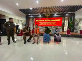 Terima Restorative Justice, Pencuri HP Menangis Karena Dibebaskan Jaksa