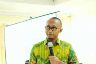 Pengamat Politik : Karir Mentereng Agung Jadi Sasaran Empuk Lawan Politik