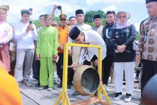 Buka Festival Pacu Sampan, Muflihun Ingin Gaet Wisatawan ke Pekanbaru
